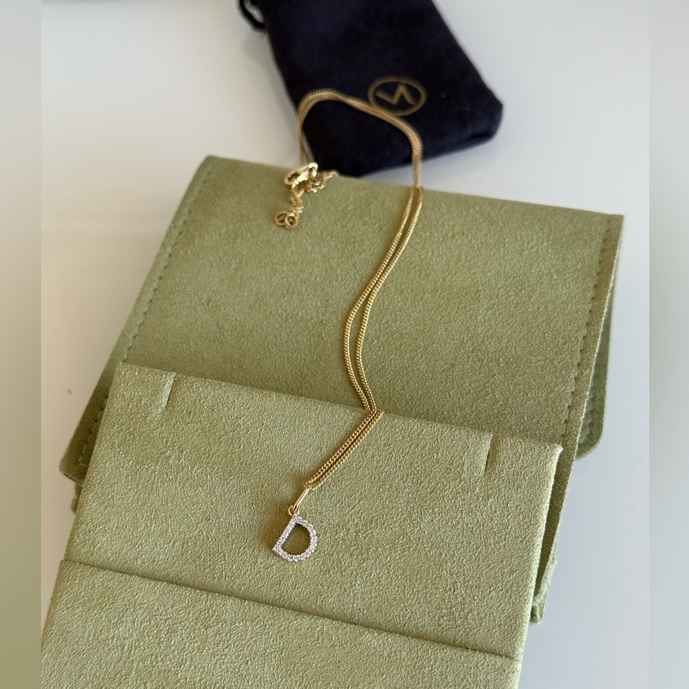 Mejuri 14k Diamond Letter D charm